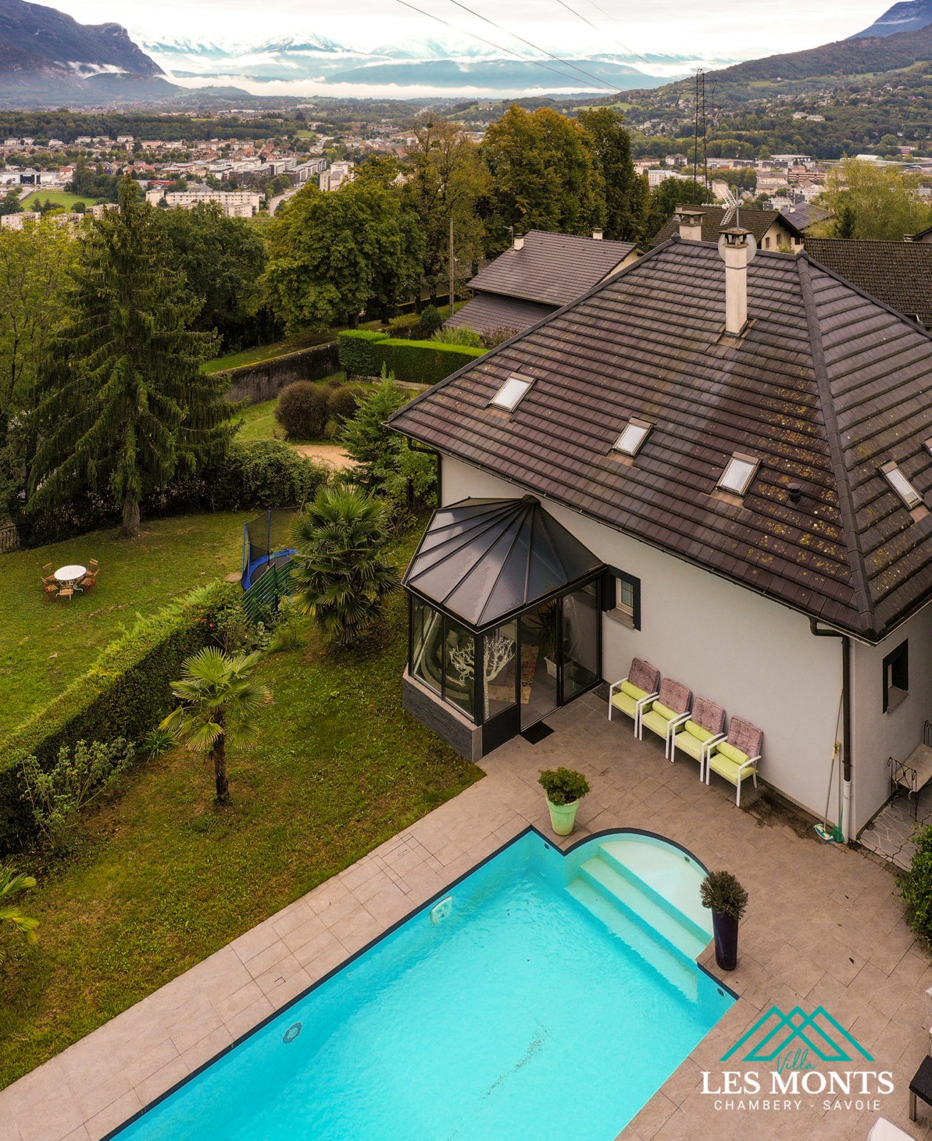 Prise de vue photo aérienne immobilière par drone - Chambéry Savoie